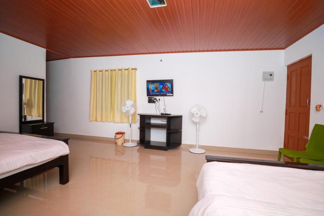 River View Guest House Madikeri Esterno foto