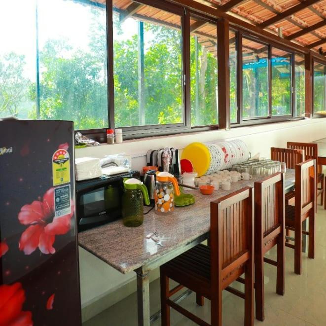 River View Guest House Madikeri Esterno foto