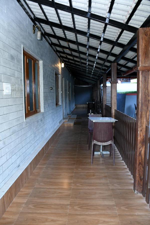 River View Guest House Madikeri Esterno foto