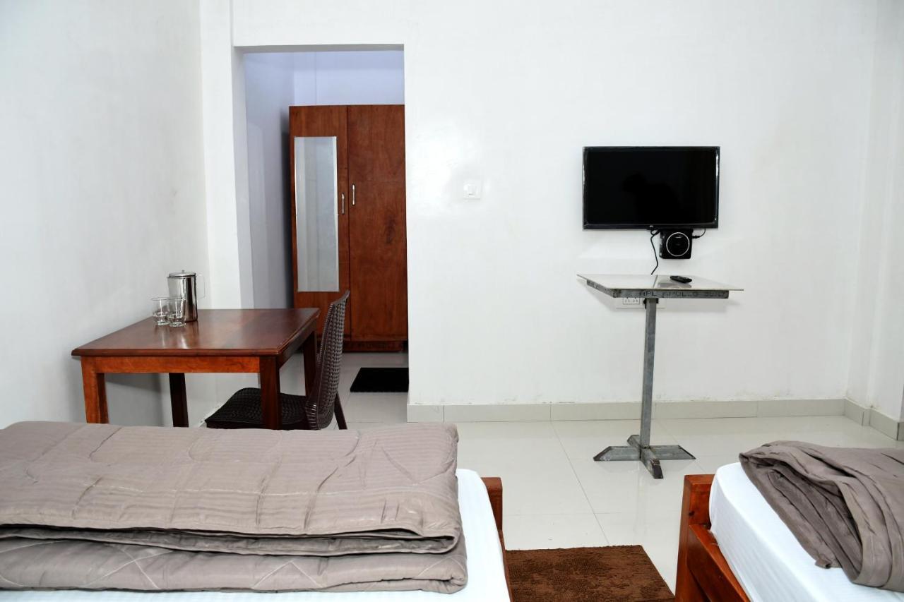 River View Guest House Madikeri Esterno foto